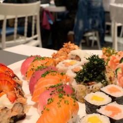 24 peças de sushi
