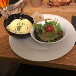 Lemon and thyme chicken breast with creamed potatoes. 
