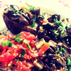 Bruschetta de Cogumelos, Tomate e Beringela