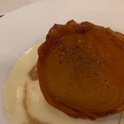 Tarte Tatin d’oignons 