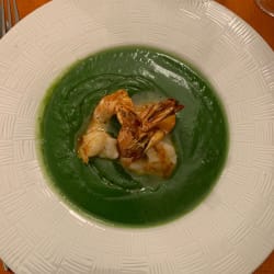 Velouté de brocolis, gambas