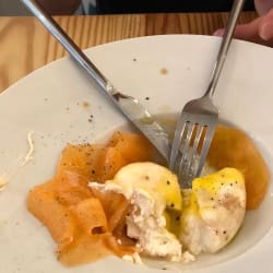 Entrée à la burrata 