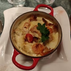 Cocotte de suprême de volaille forestière