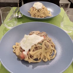 Pâtes Frais au Champignons 