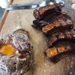 Tarta de Ternera y Costillar