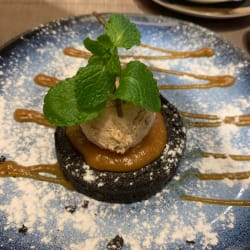 Tarte de Caramelo Salgado c/ Gelado de Avelã 