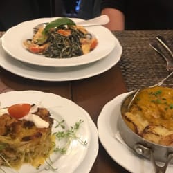 Différents tapas chauds