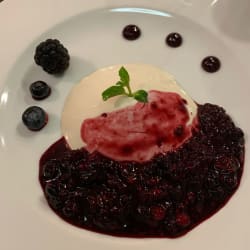 Panna cotta ai frutti rossi 