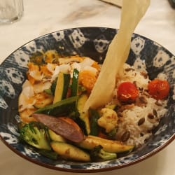 Varanasy bowl with prawns