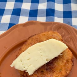 Rabanadas com queijo da serra
