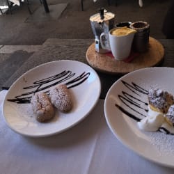 Tiramisu et profiteroles
