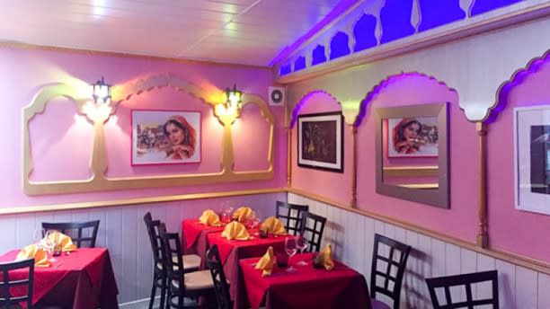 Jardin Du Kashmir In Houdan Restaurant Reviews Menu And Prices