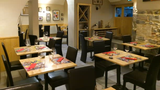 Le Verre Y Table In Clermont Ferrand Restaurant Reviews Menu