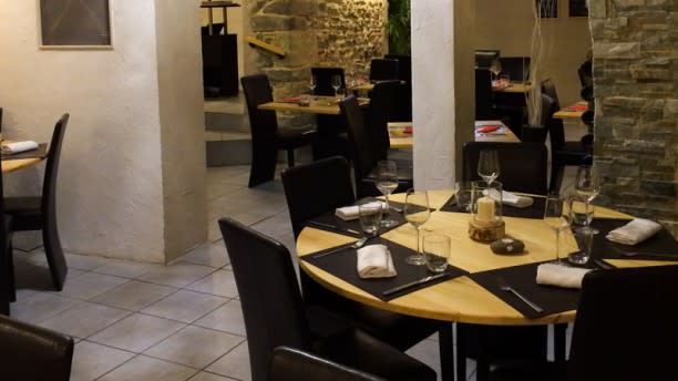 Le Verre Y Table In Clermont Ferrand Restaurant Reviews Menu