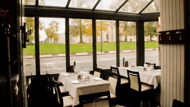 La Table Des Troys In Vincennes Restaurant Reviews Menu And