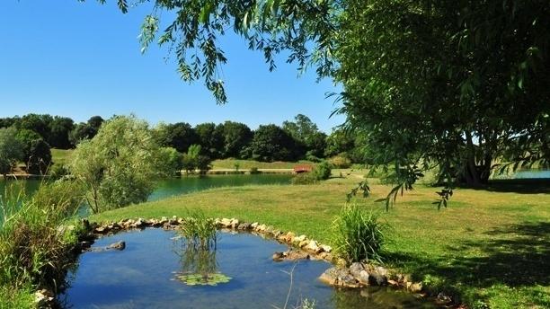 Les Jardins Du Lac In Trizay Restaurant Reviews Menu And Prices