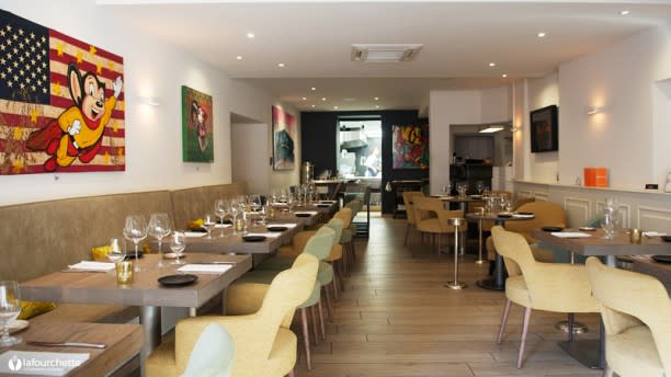 Mantel Table 22 In Cannes Restaurant Reviews Menu And Prices