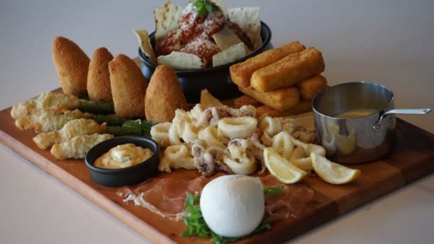 Bianco Kitchen In Brighton Le Sands Restaurant Reviews Menus