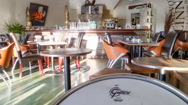 Restaurant Le Caillou Du Jardin Botanique A Bordeaux 33100