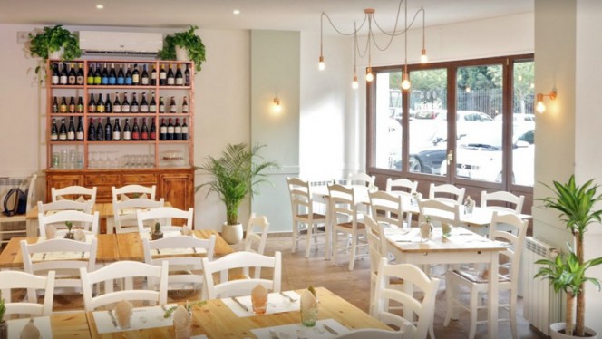 Vista sala - Nativa, Rome