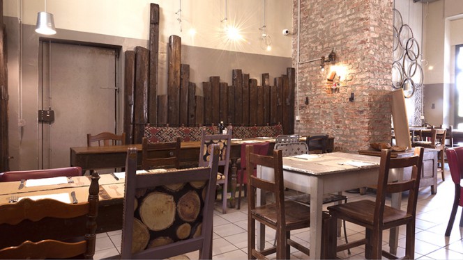 Sala - Soprattutto (solo servizio cena), Milan