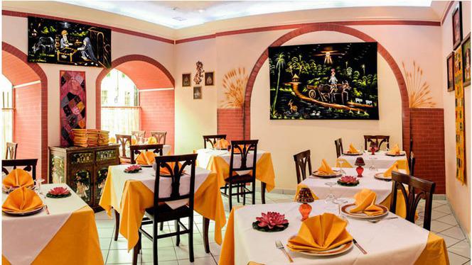 Taj Mahal sala grande - Taj Mahal, Turin