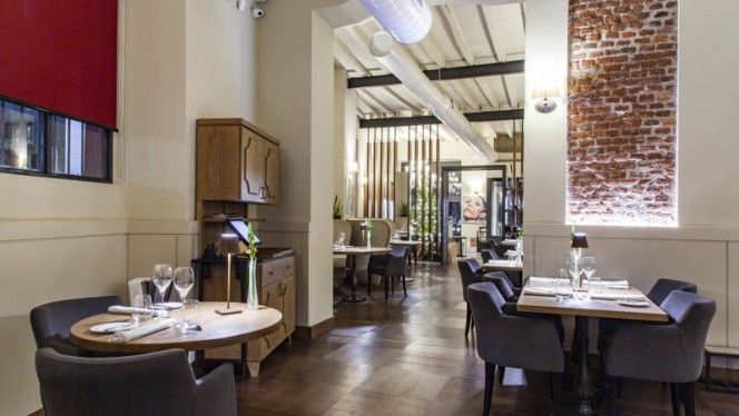 Vista sala - L'Alchimia, Milan