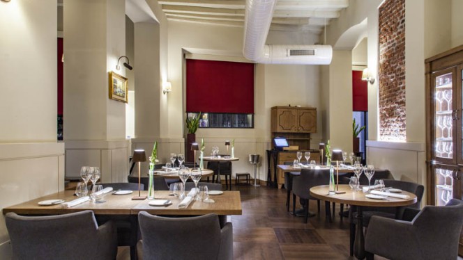 Vista sala - L'Alchimia, Milan