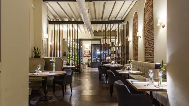 Vista sala - L'Alchimia, Milan