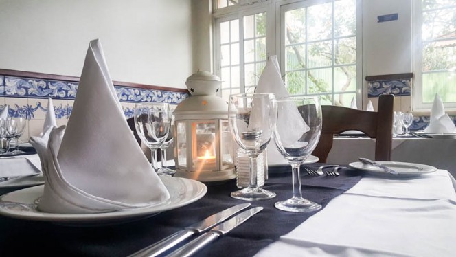 Vista da sala - A Quinta, Oeiras