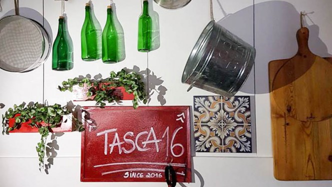 Sala do restaurante - Tasca 16, Oeiras