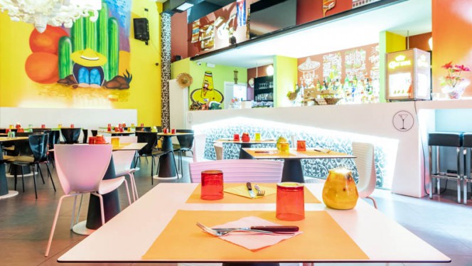 Interno - El Guajiro, Turin