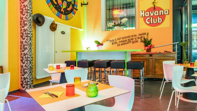 Interno - El Guajiro, Turin