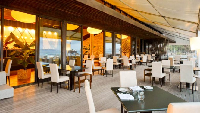 Esplanada - Pure Restaurante Bar, Oeiras