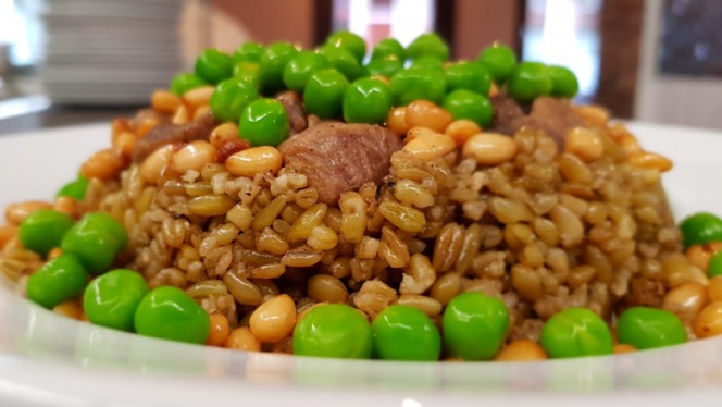 Suggestie - SHAM (Witte de Withstraat), Amesterdão