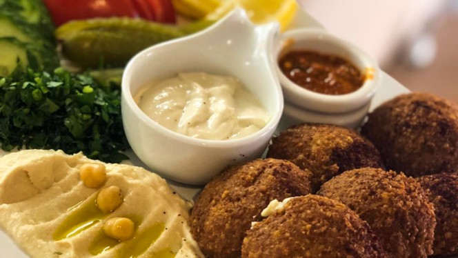 Suggestie - SHAM (Witte de Withstraat), Amesterdão