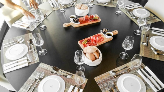 Vista da mesa - Charkoal, Oeiras