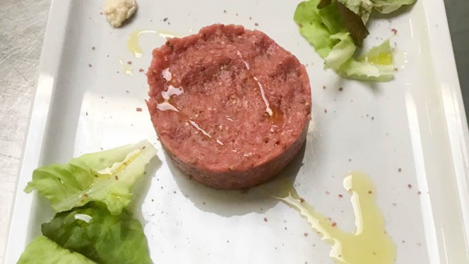 Battuta di manzo con senape à l'ancienne - Enoteca Buosi Torino, Turin