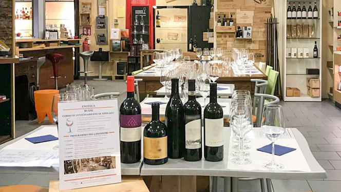 Sala del ristorante - Enoteca Buosi Torino, Turin