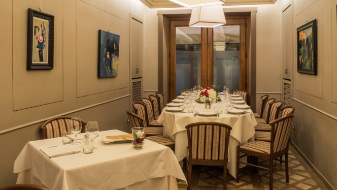 Interno - Solferino, Turin