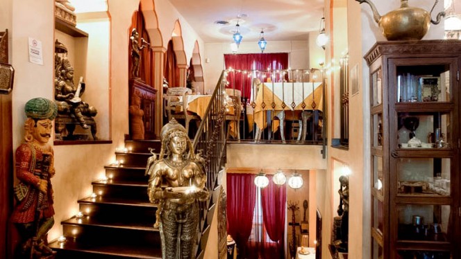 sala - Jaipur, Turin