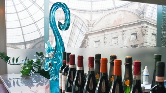 vini - La Piazzetta, Milan