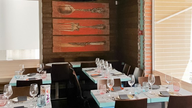 Sala - Beija-me Burro, Oeiras