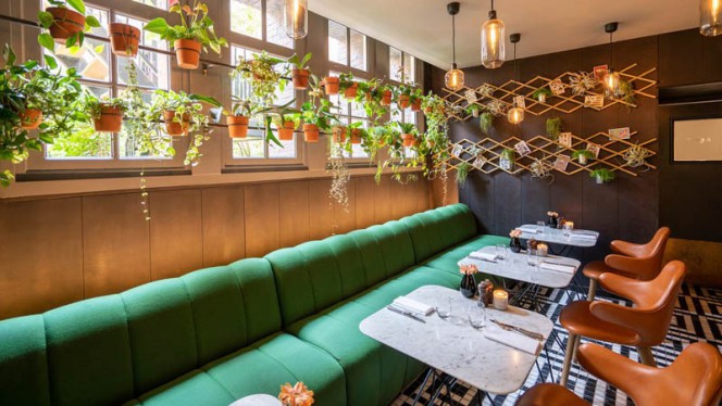 Het restaurant - Oriole garden bistro, Amesterdão