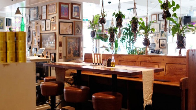 Hoge Zit - CavaTaria - Holy Spanish Food, Amesterdão