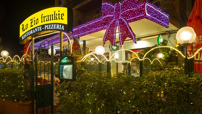 Esterno - Lo Zio Frankie, Rome