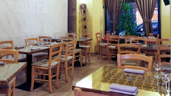 Vista sala - Injera, Milan