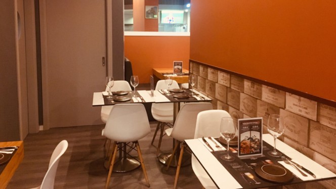 Sala - CarvOeiras - Steakhouse & Take Away, Oeiras