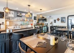 A Table In Pontoise Restaurant Reviews Menu And Prices Thefork