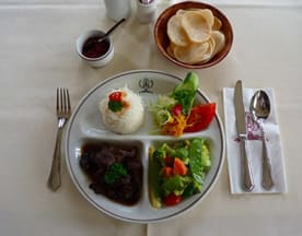 Indonesisch Restaurants In Noordeinde Den Haag Thefork Voorheen Iens